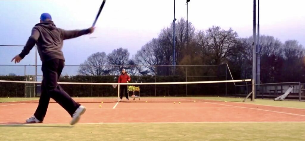 Geert tennistrainer Geert tennisleraar-tennis-activity
