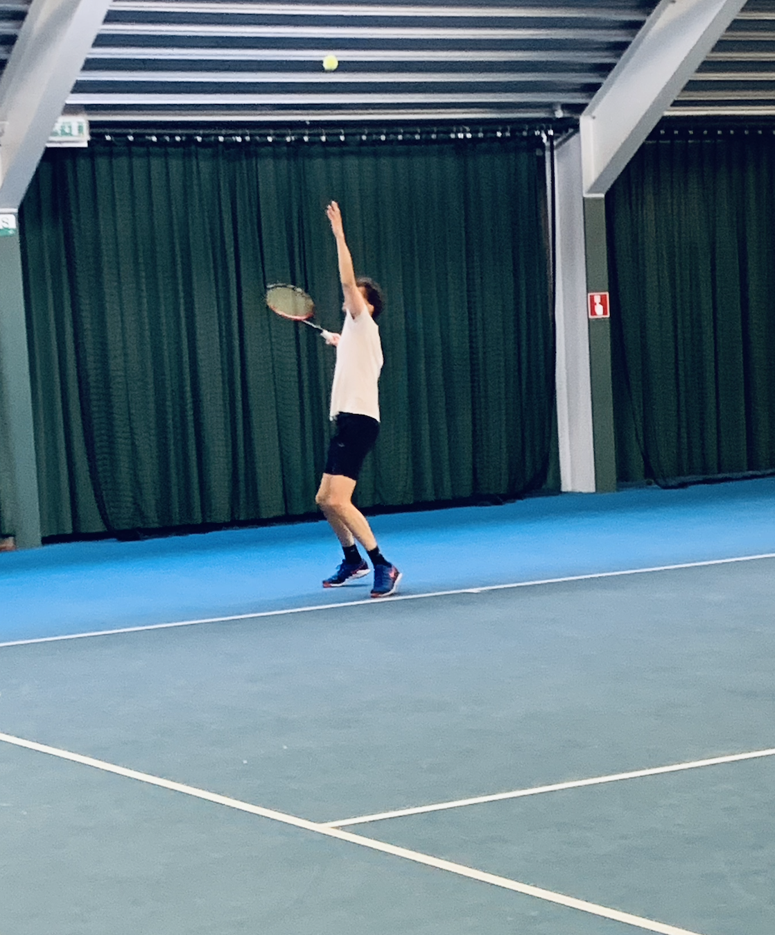 Geert-tennistrainer-geert-tennisleraar-tennis-activity